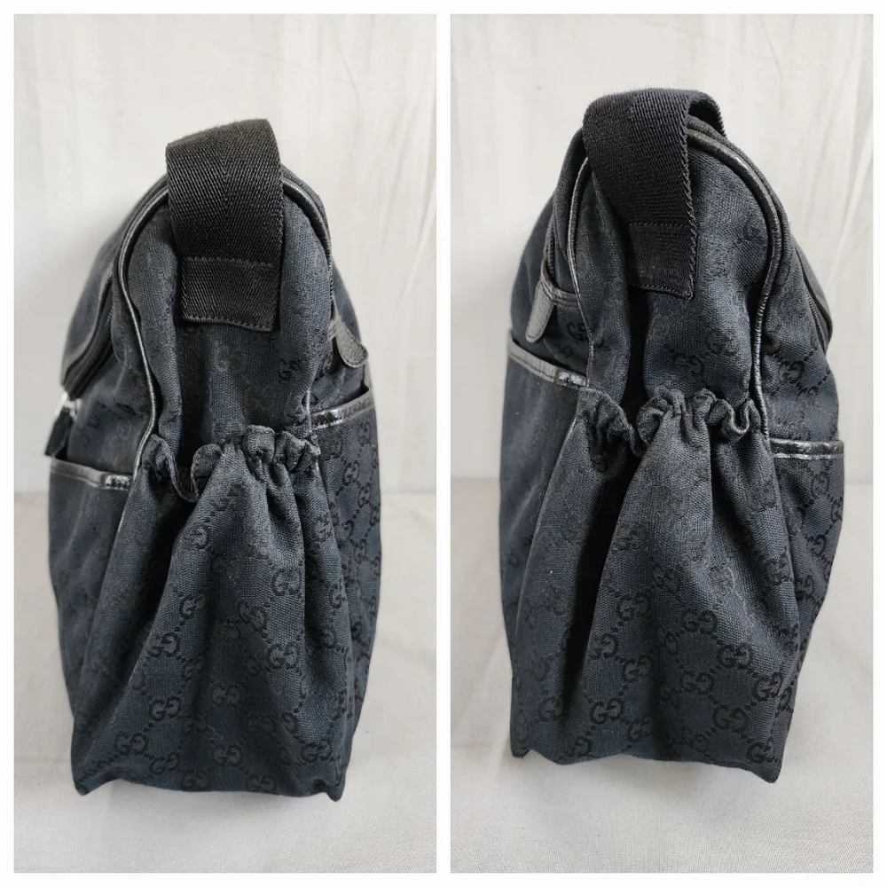 ✨️GUCCI GG Canvas Diaper Messenger Bag